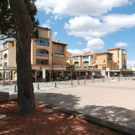 Appartamento Beau T2 Climatisé Avec Terrasse Et Parking - Fr-1-799-49 *